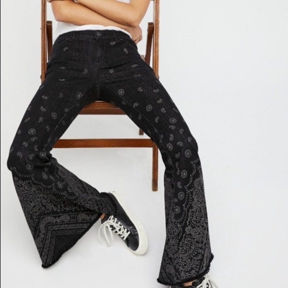 Free people- wore 1x to Coachella 💃